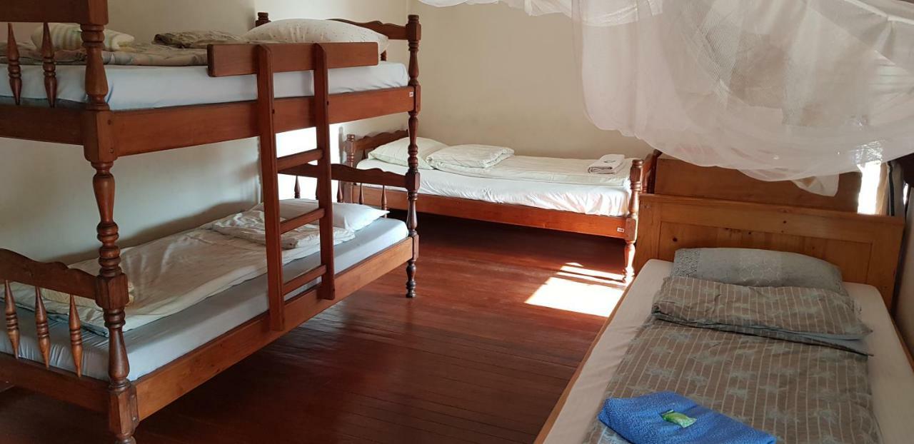 Lovasoa 4C Hotel Antsirabe Ruang foto